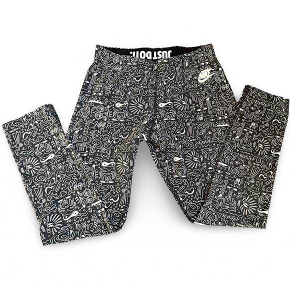 Nike Capri Leggings Size Small - Picture 1 of 3